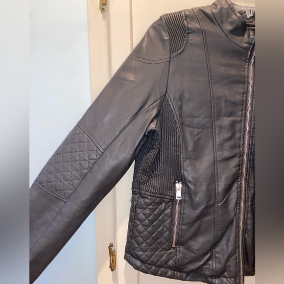 Leather Jacket - Picture 3 of 4